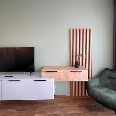 Apartament Minimalist 5 *