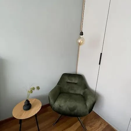 Apartament Minimalist 5 *